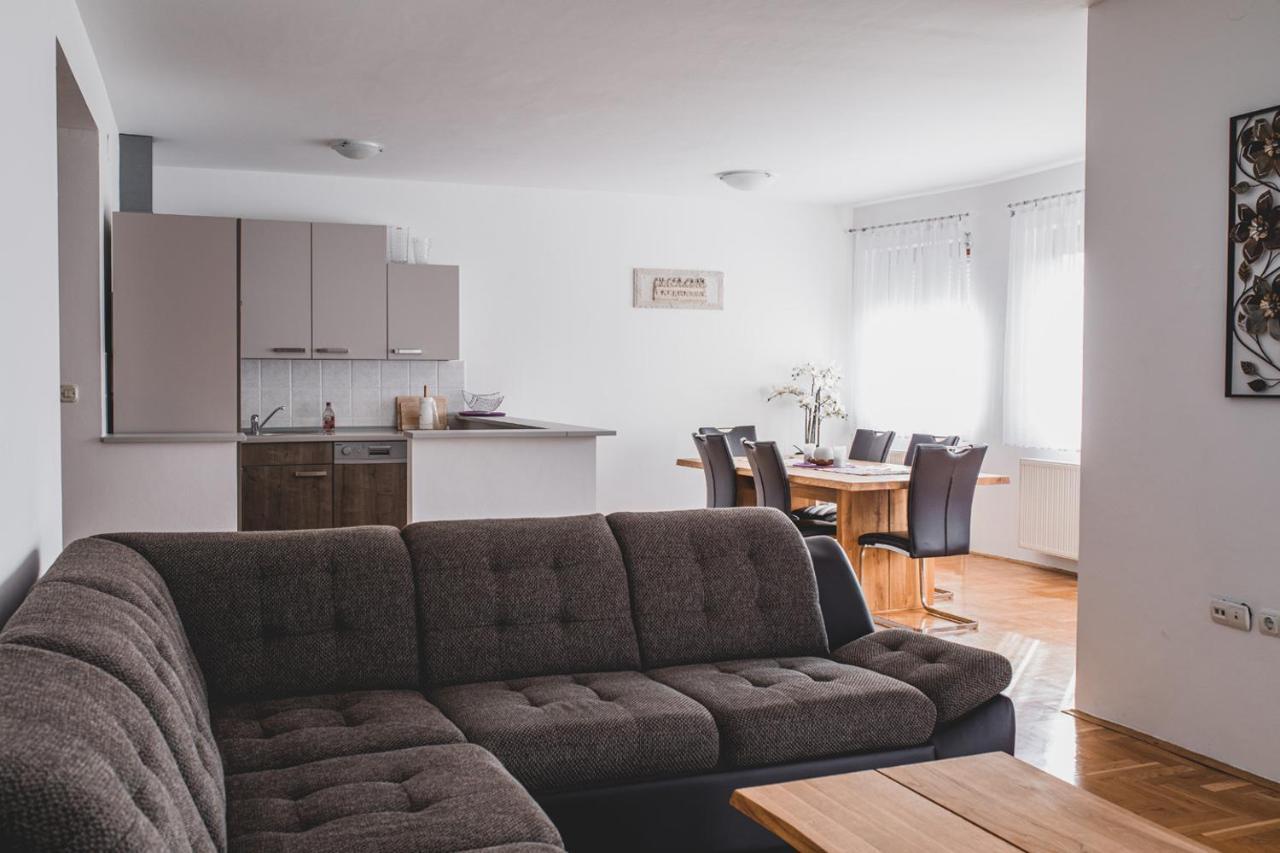 Helles 3 Schlafzimmer Apartment zwischen Zagreb Zentrum&Natur Exterior foto