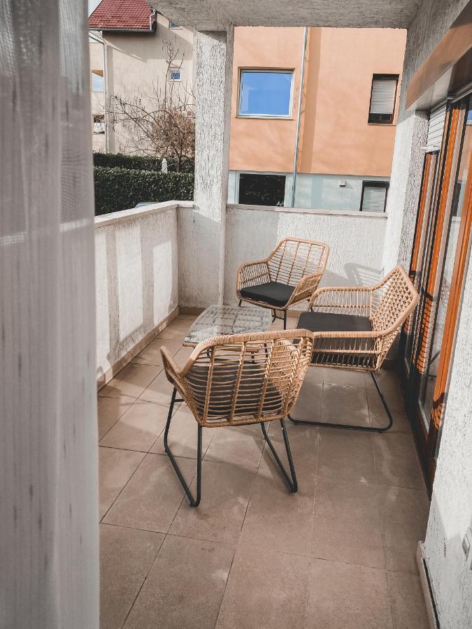Helles 3 Schlafzimmer Apartment zwischen Zagreb Zentrum&Natur Exterior foto